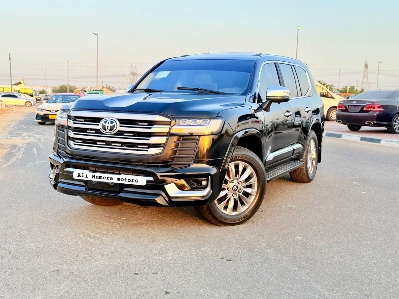 Toyota Land Cruiser GXR+ 4.0L Toyota landcuriser GXR V6 Years 2018 full upgraded interior & exterior police light petrol