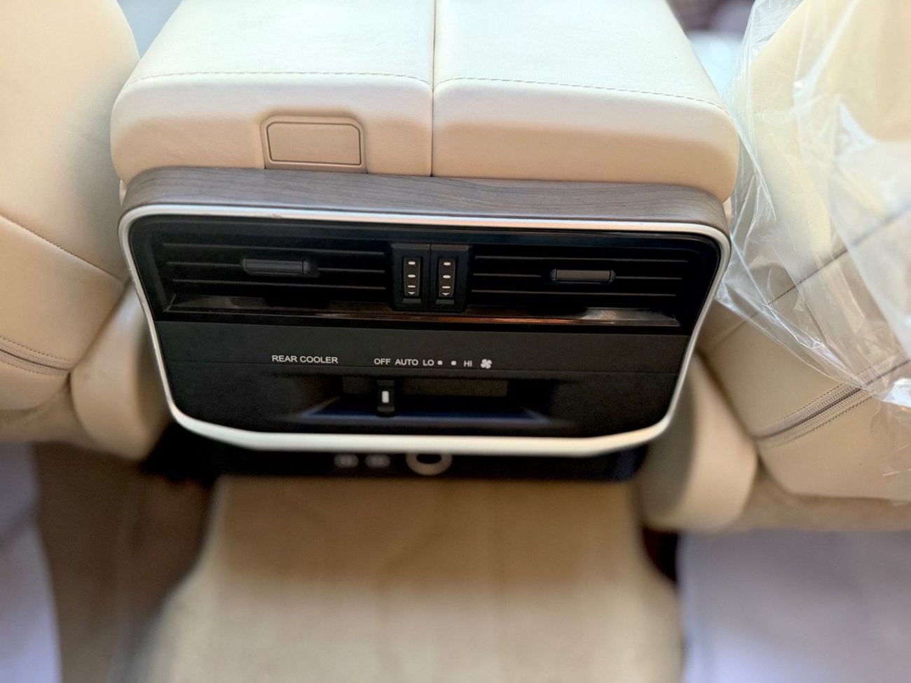 Toyota Land Cruiser GXR Toyota Land Cruiser GXR2022 Model V6 4.0 L Engine Full Option Very Clean and Perfect condition