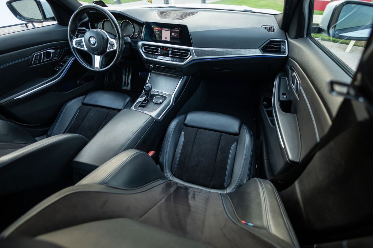 بي أم دبليو 320 M Sport 2.0L