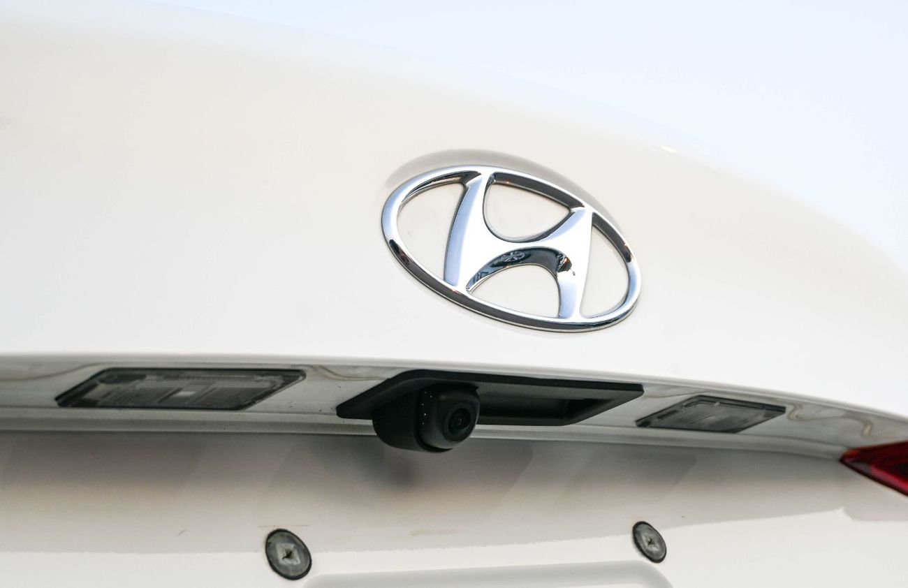 Hyundai Accent HYUNDAI ACCENT 2023 GCC GLS 1.6 IN EXCELLENT CONDITION