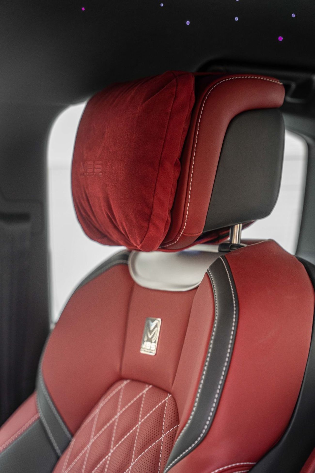 تويوتا لاند كروزر LC300 GR SPORT 3.3L DIESEL FULL OPTION WITH MBS AUTOBIOGRAPHY VIP MASSAGE SEAT AND ROOF STAR LIGHT