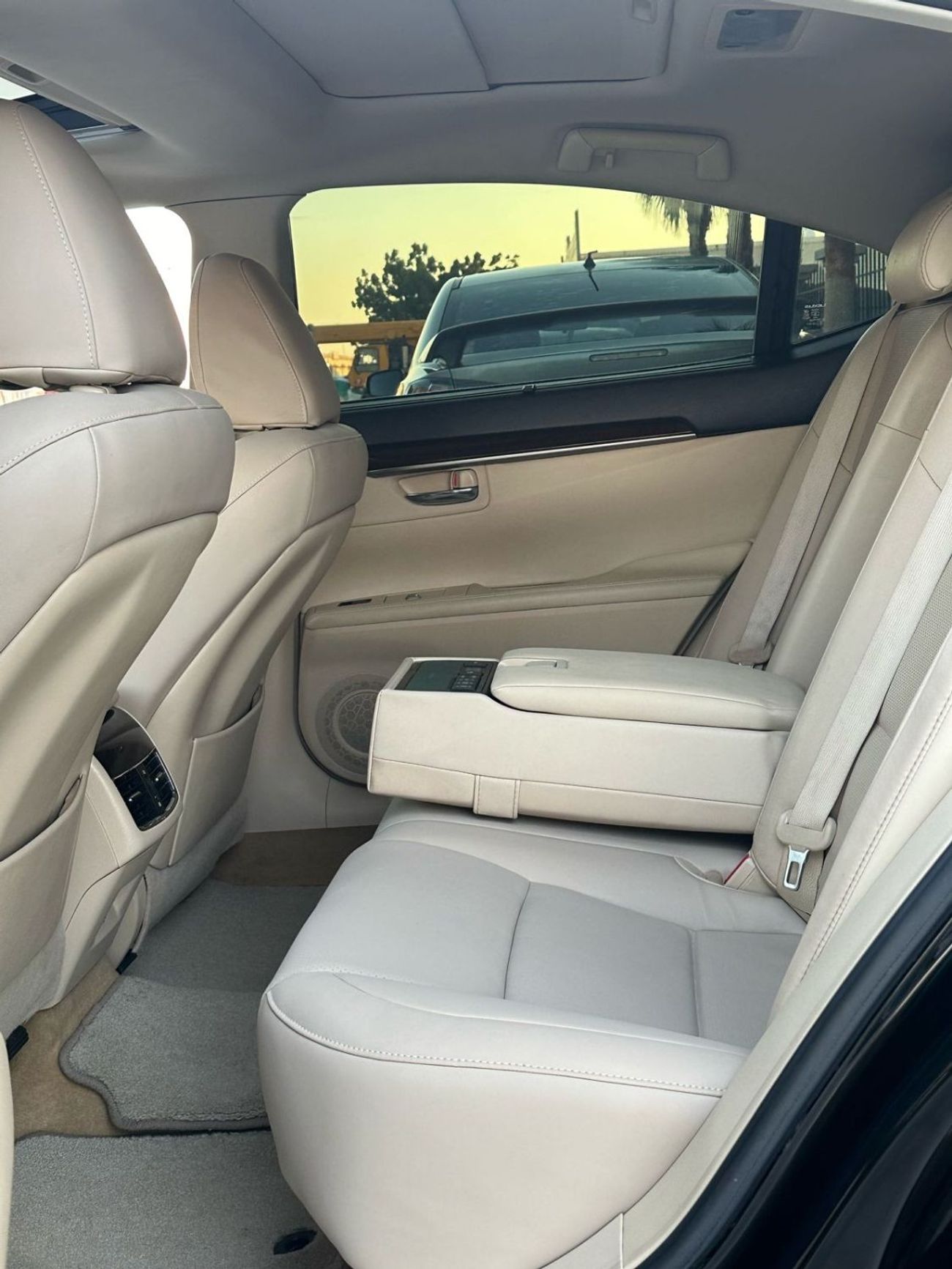 Lexus ES250 Platinum