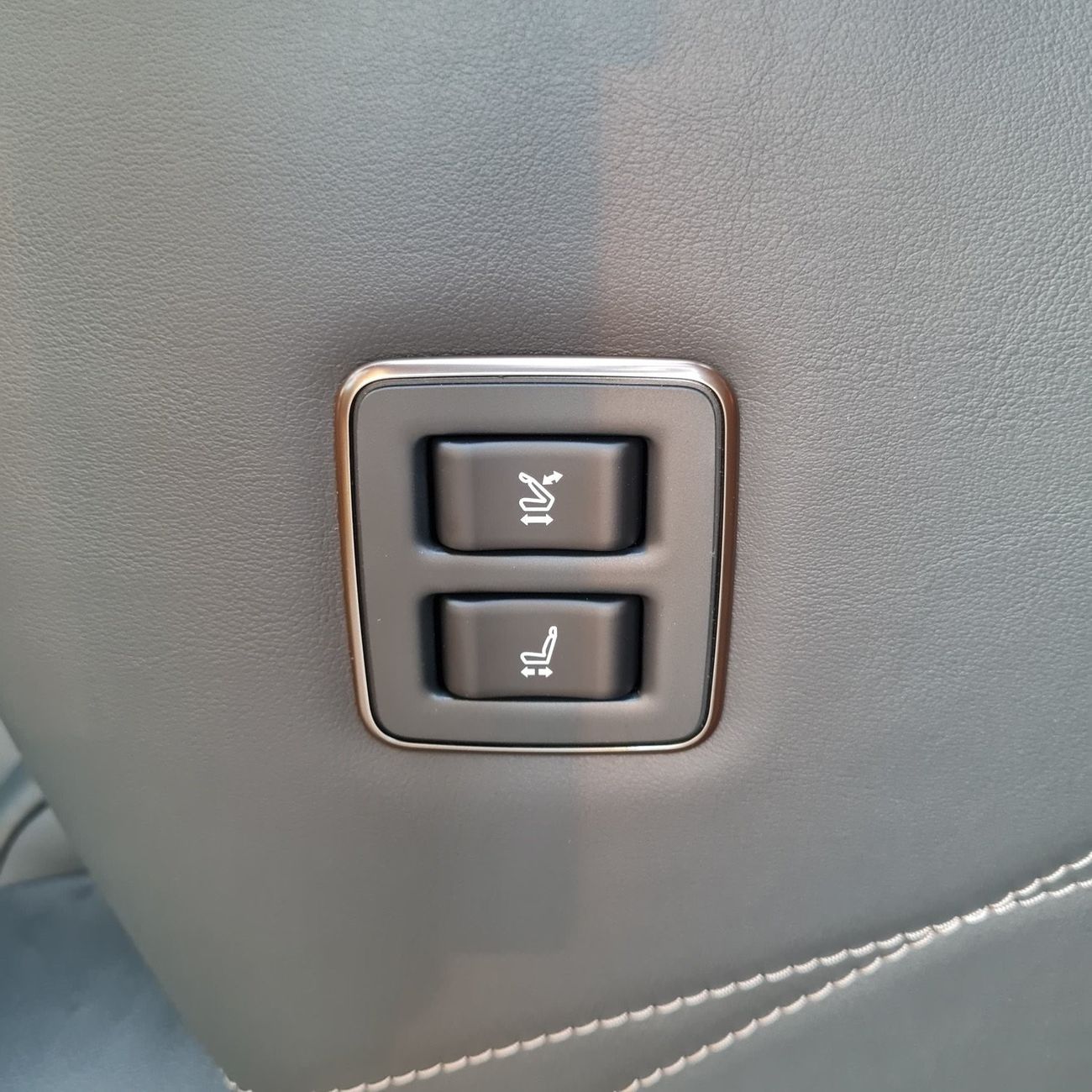 Toyota Alphard 2024 Toyota Alphard 2.5L Hybrid 7 Seater