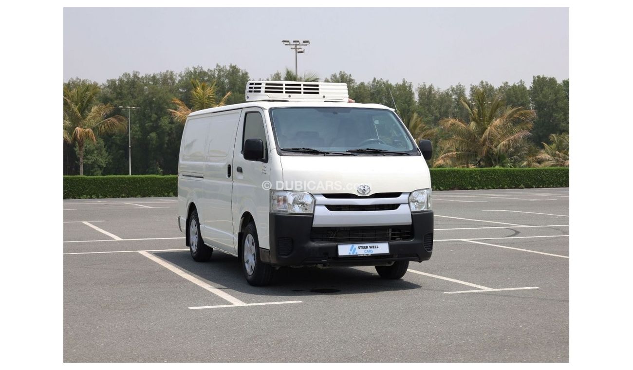 تويوتا هاياس GL - Std سقف SUMMER OFFER 2017  Chiller Van | Petrol - GCC Specs | Excellent Condition
