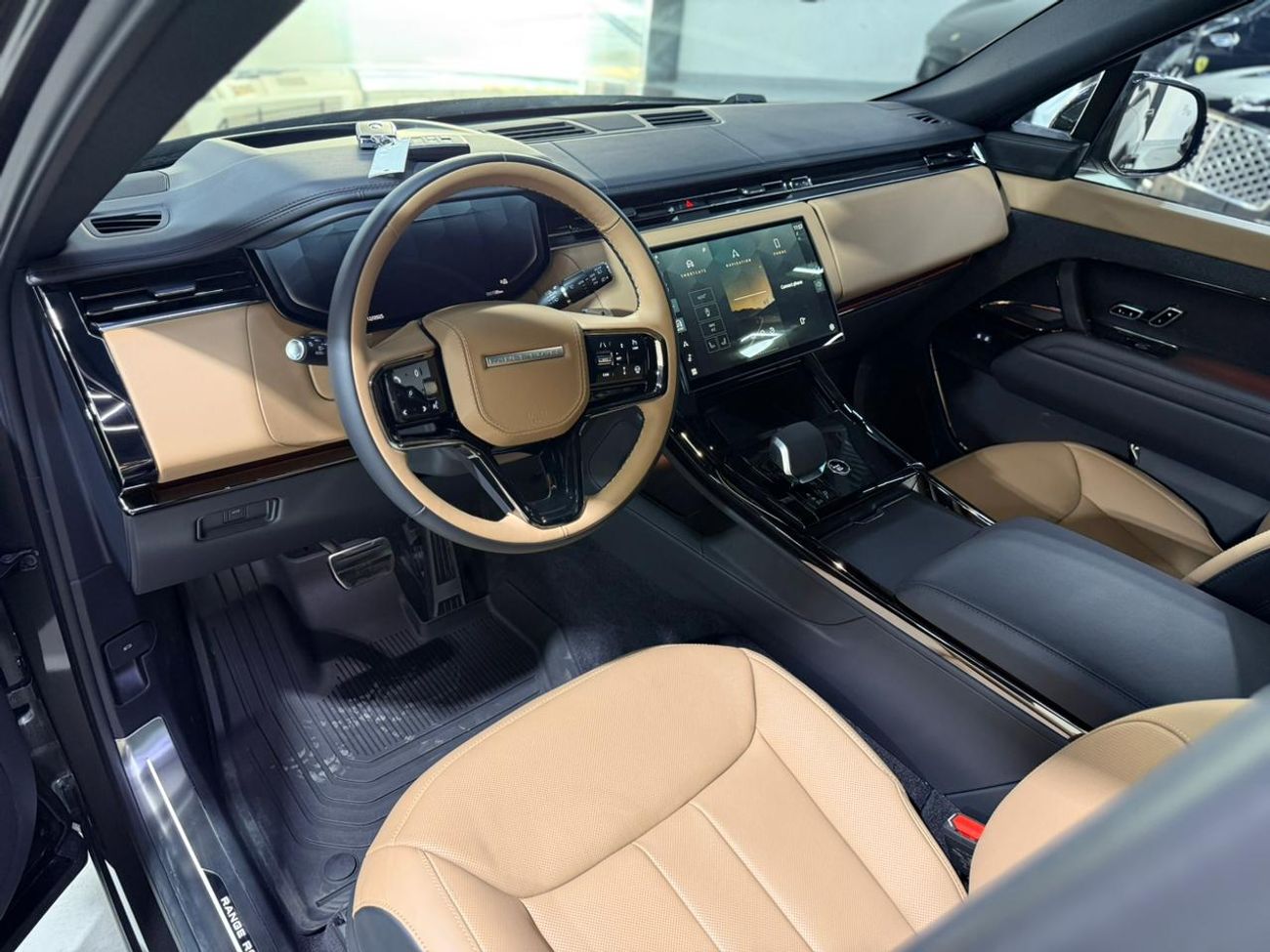 لاند روفر رينج روفر سبورت P400 2025