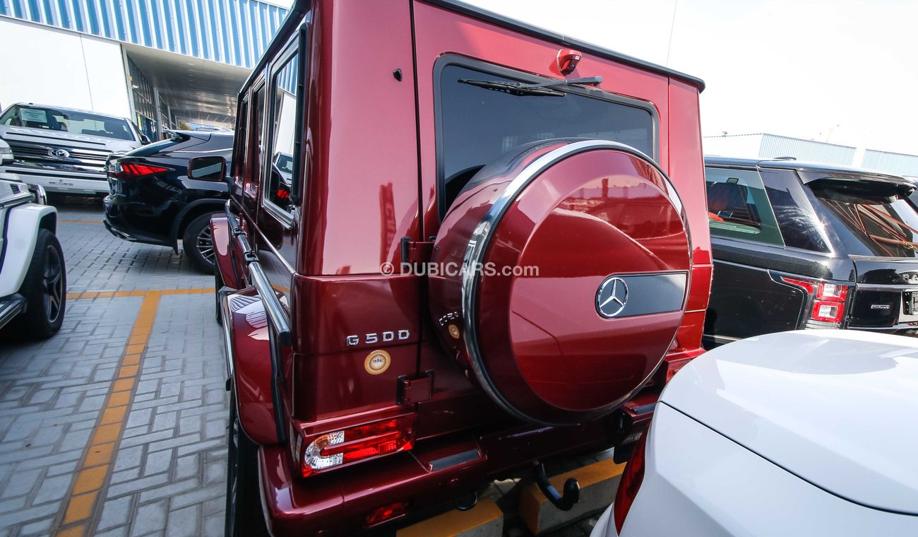Mercedes-Benz G 500