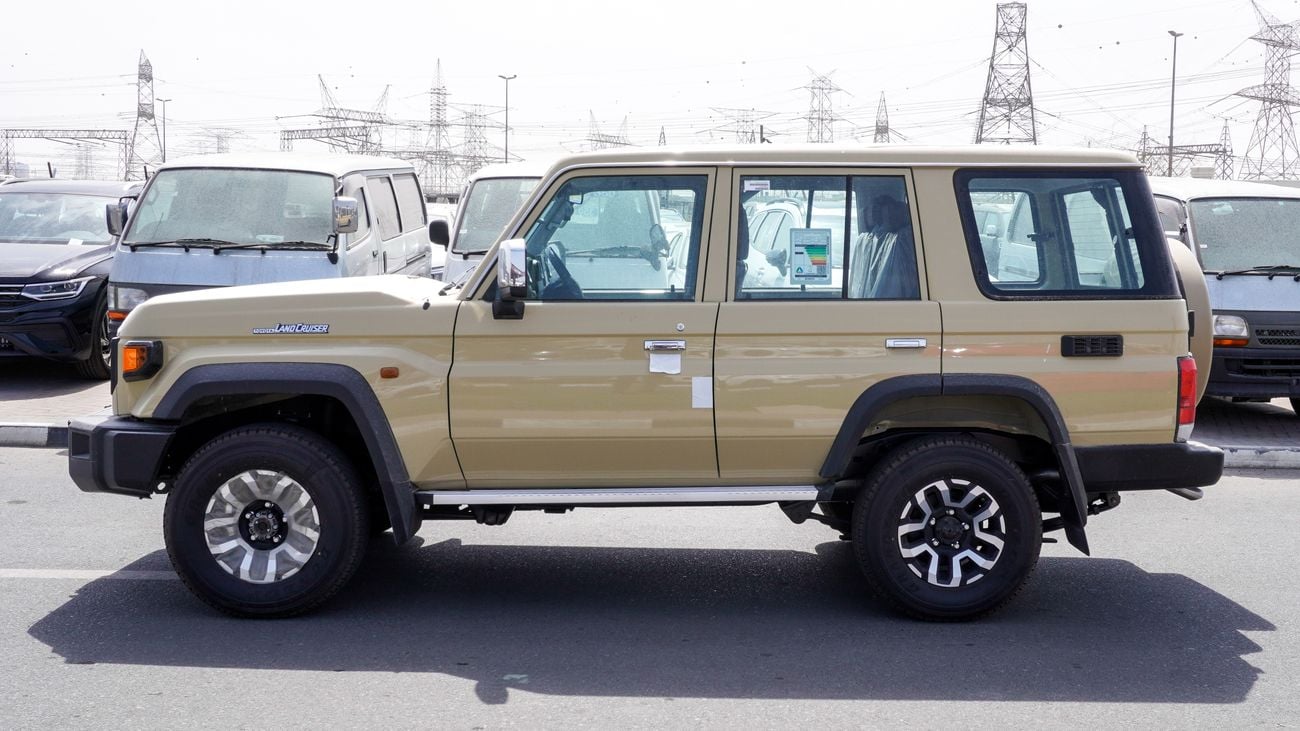 Toyota Land Cruiser 70 LX 2.8 L d