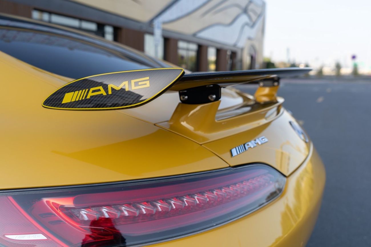 Mercedes Benz AMG GT Mercedes-Benz AMG GT R 2017