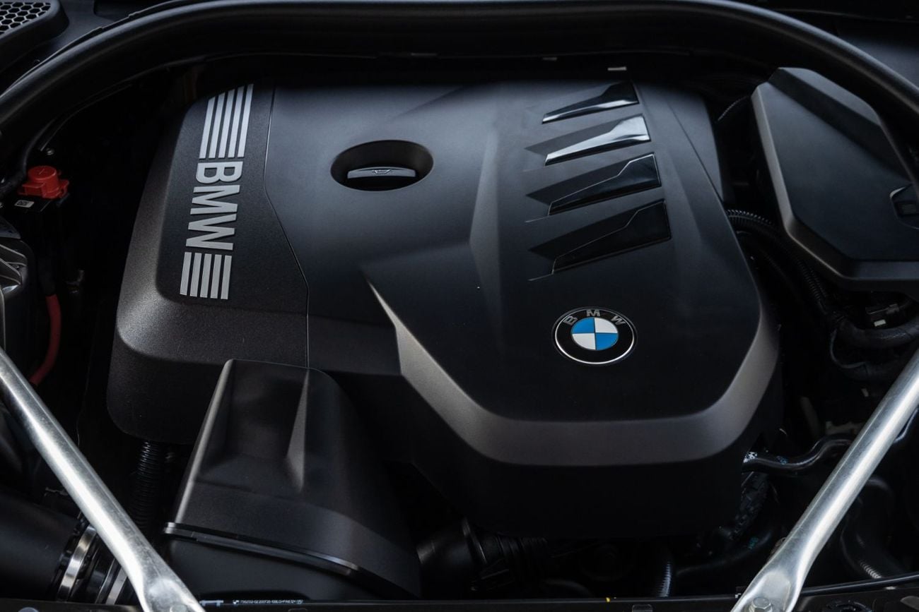 BMW 520i M SPORT BMW 520i M-Sport 2025 GCC | Agency Warranty | Service Contract