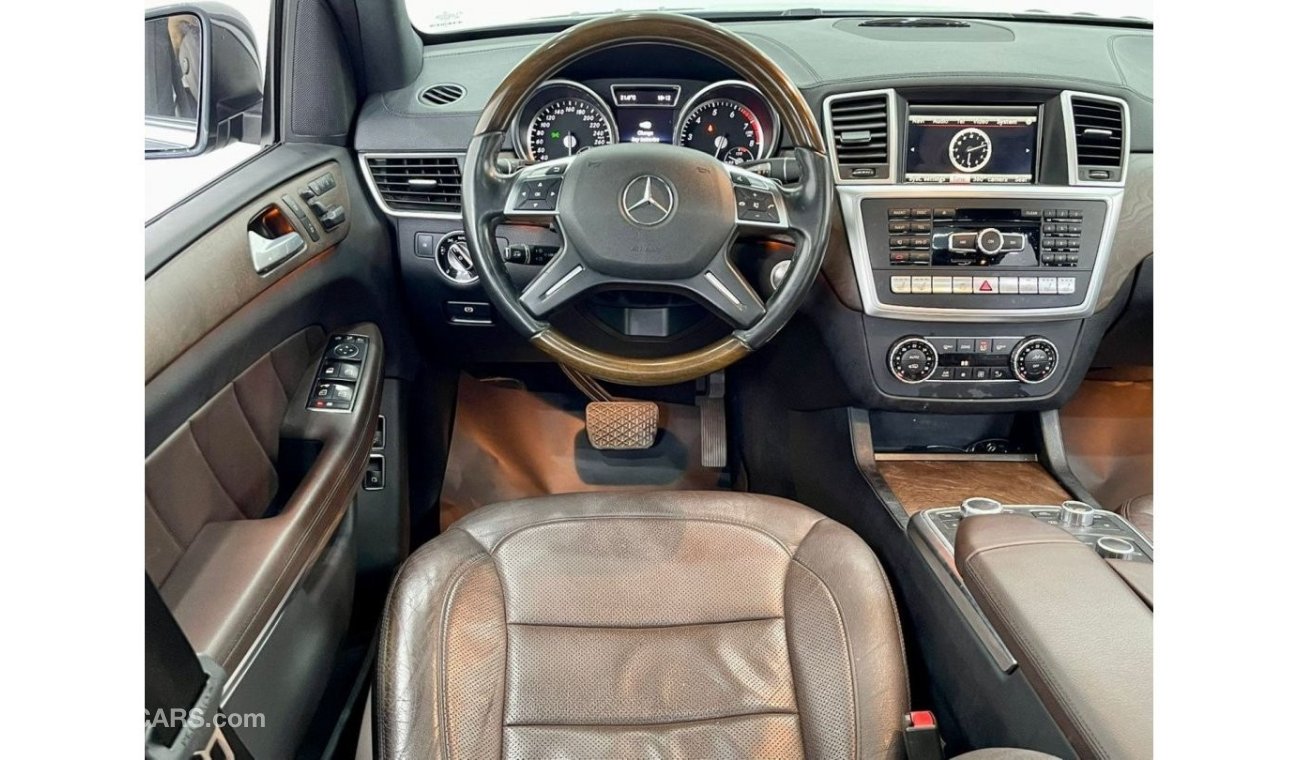 مرسيدس بنز GL 500 Std 2015 Mercedes-Benz GL500 4MATIC, Service History, Full Option, GCC