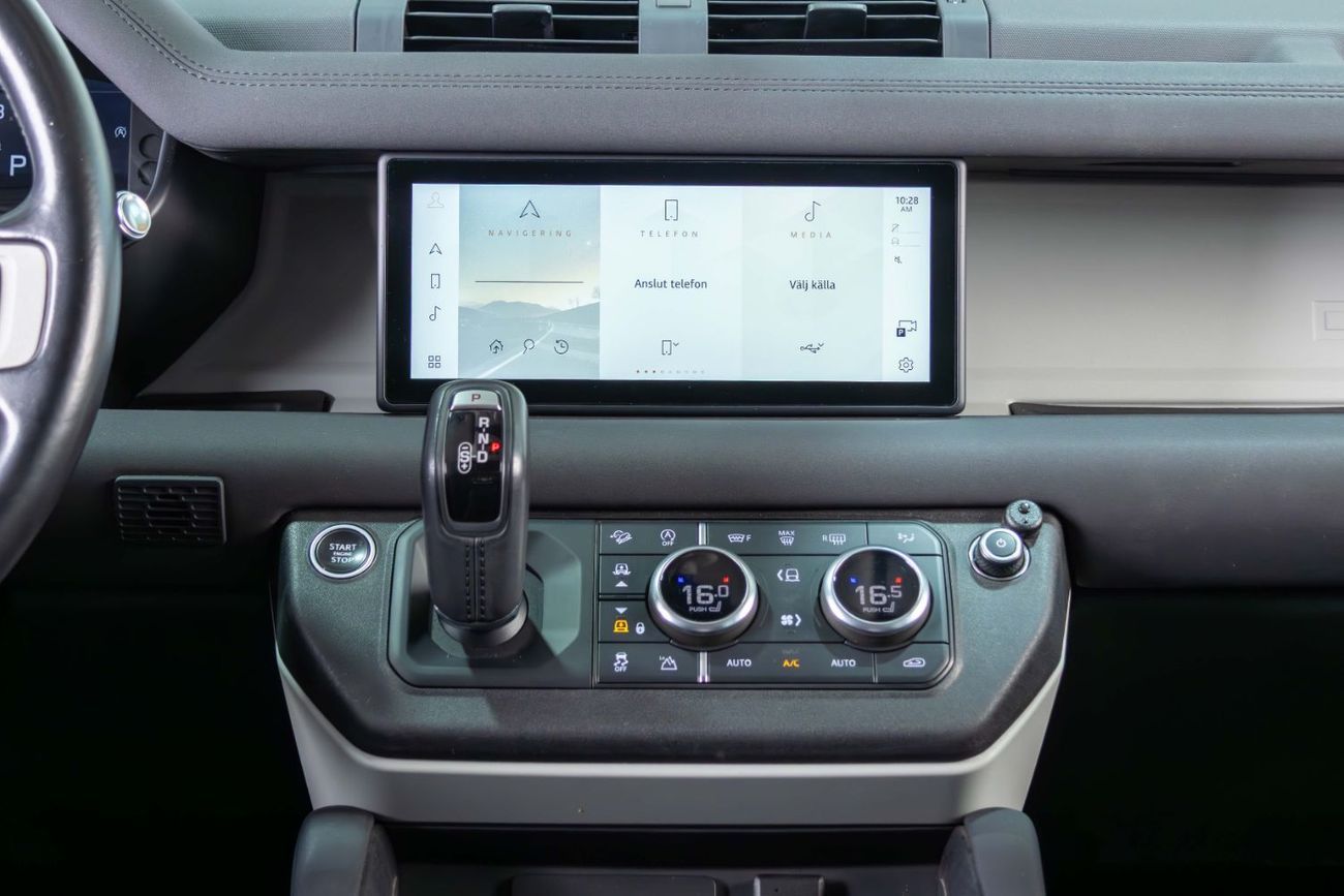 لاند روفر ديفندر P400 110 SE 3.0L (5 Seater)