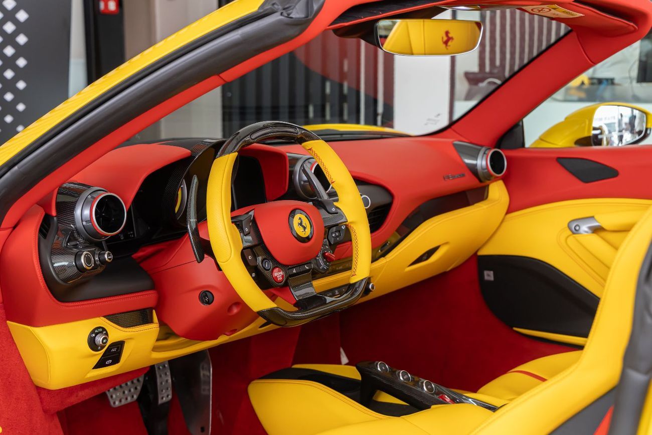 فيراري ف ٨ سبيدر Ferrari F8 Spider 2022 | Pristine | Fully Carbon Interior &amp; Exterior | Carbon Steering &amp; Pad