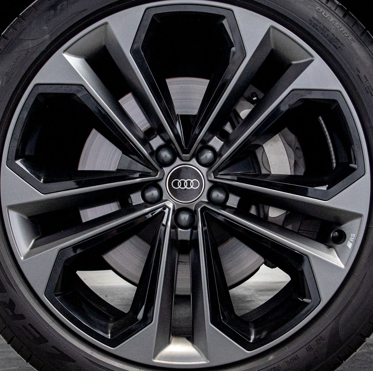 Audi Q7 45 TFSI quattro S Line 2.0L