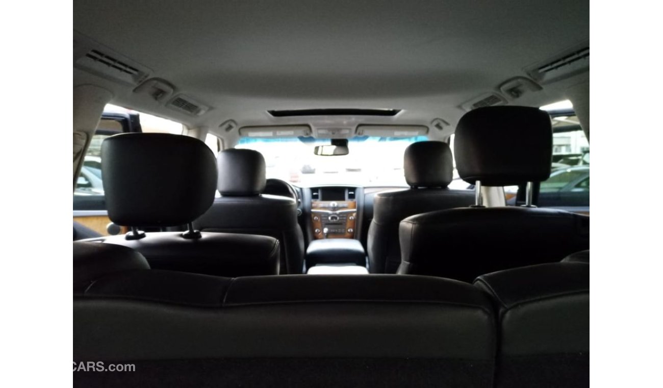 Infiniti QX56 The number one import is a leather hatch, rim sensors, cruise control, and five cameras that do not