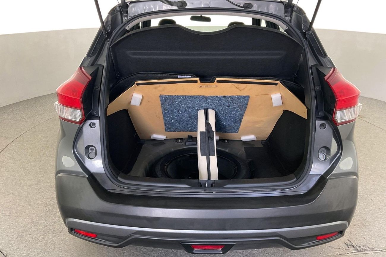 Nissan Kicks SV+NAV | National Day Celebration | Guaranteed Warranty | 0 Down Payment