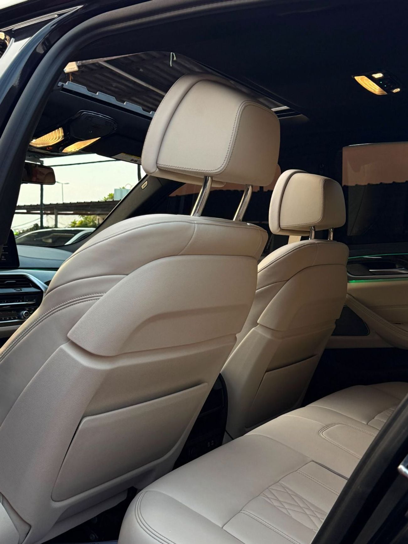 بي أم دبليو 550i xDrive