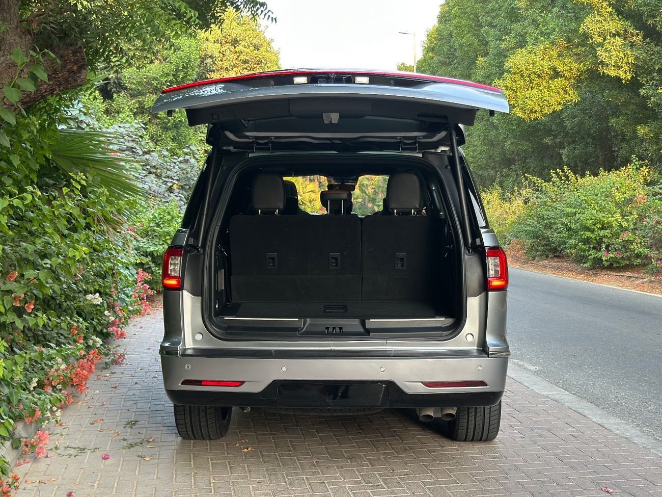 Lincoln Navigator Reserve 3.5L V6 450 HP | 2021 | GCC Specs | Full Option | Perfect Condition