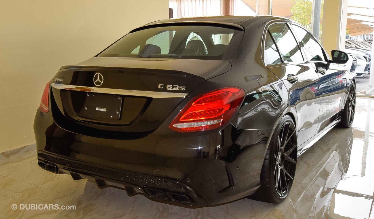 مرسيدس بنز C 63 AMG S