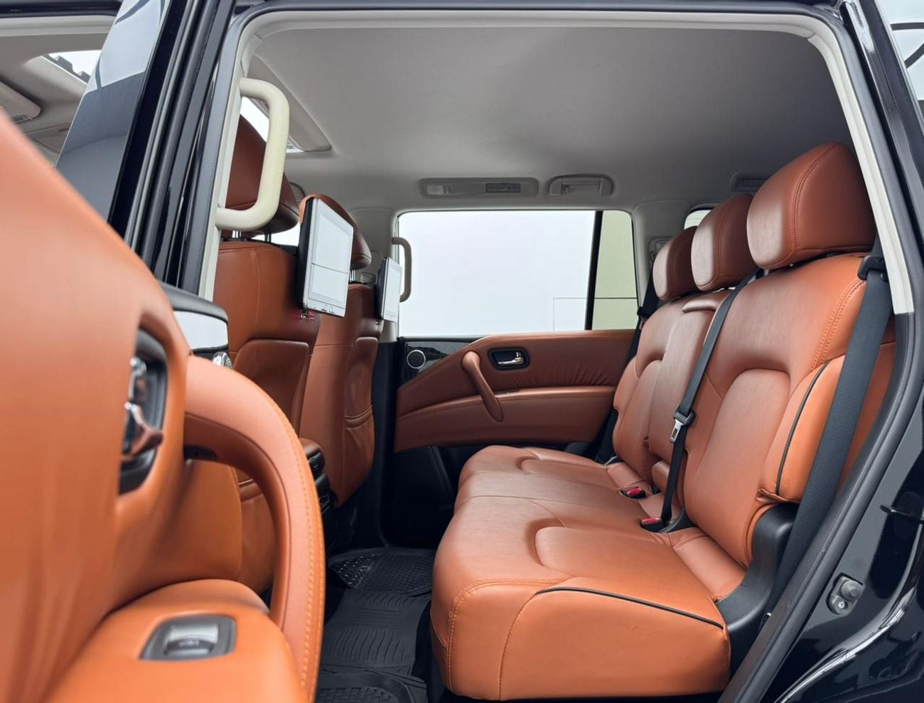 Nissan Patrol 2023 Nissan Patrol SE Titanium, 2028 Nissan Warranty, Nissan Service History, GCC