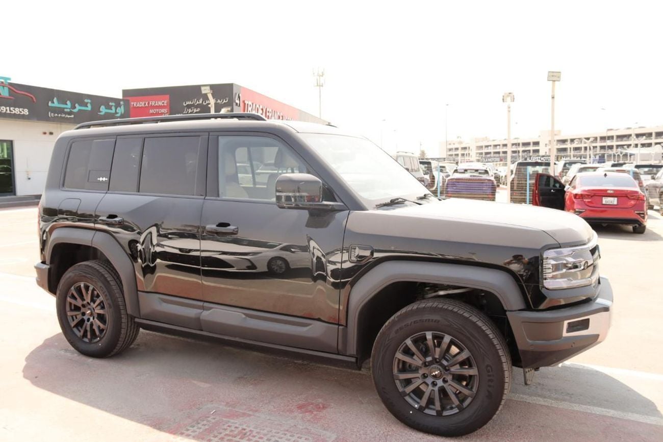 BYD Leopard 5 STD (NON GCC) leopard 5  with 2 deflock  and warranty 5 years evs active master account