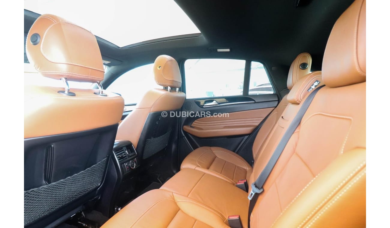 مرسيدس بنز GLE 43 AMG C292