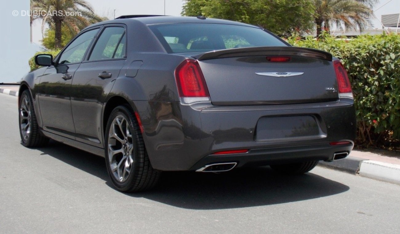 Chrysler 300s Brand New 2016  V8 5.7L HEMI WITH 3YRS/60000 KM AT THE DEALER