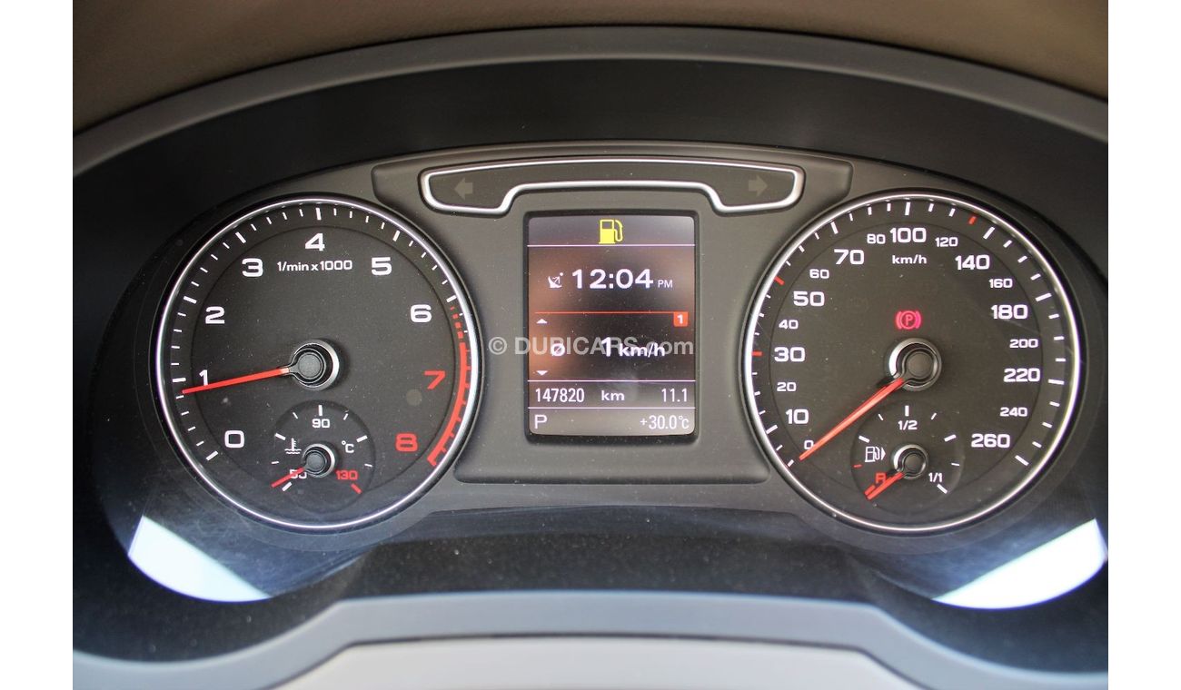 أودي Q3 Std خالية من الحوادث - خليجي - رقم 2 - السيارة بحالة ممتازة من الداخل والخارج