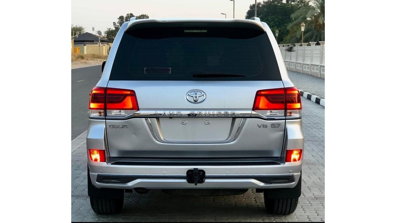 تويوتا لاند كروزر ‎تويوتا لا كروزر 2018 GXR V8 5.7 صبغ وكاله بالكامل فل أوبشن بحاله ممتازه