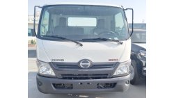 هينو 300 Hino 300 714 ( ton 4) Manual Transmission White Color 2020 Model