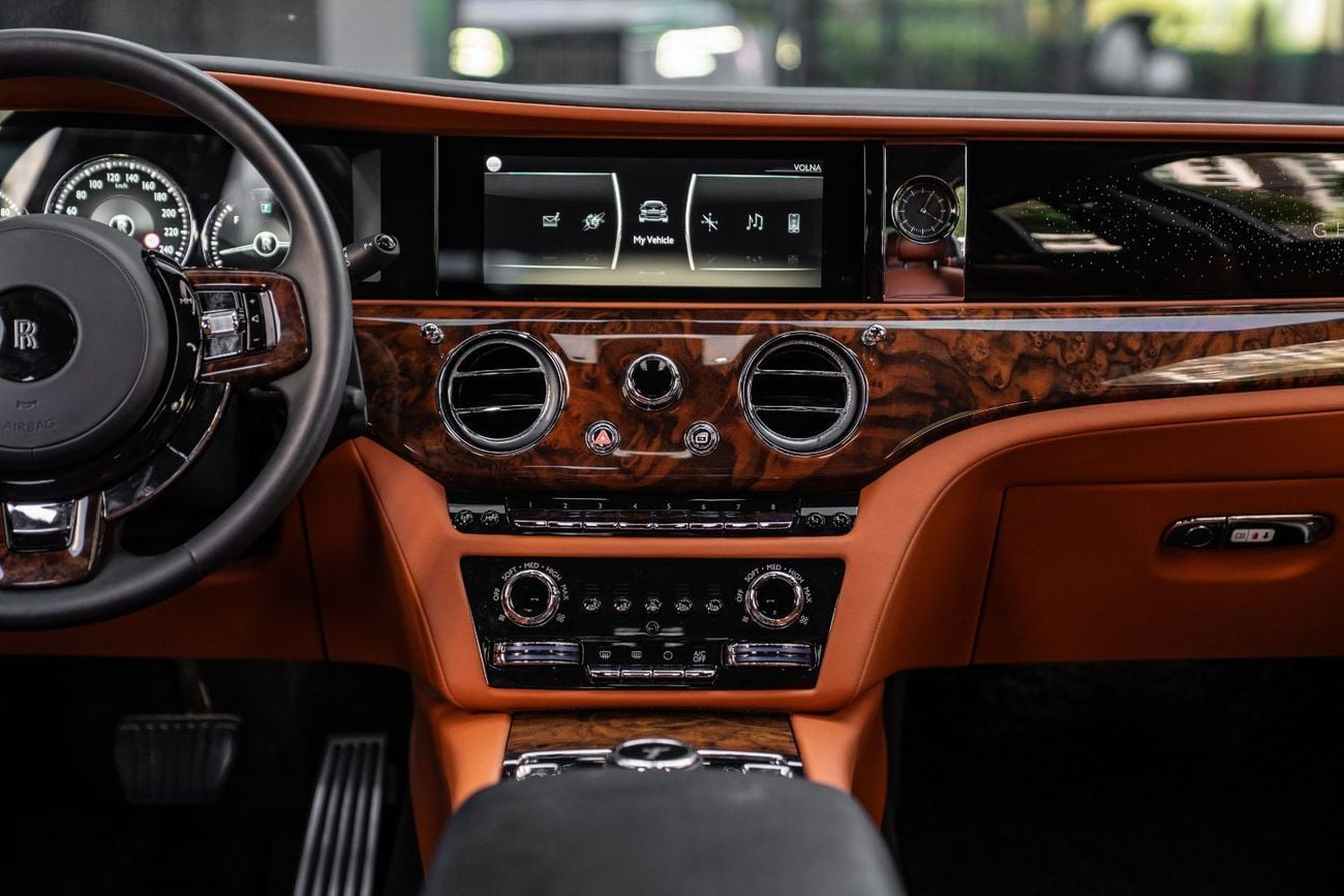 Rolls Royce Ghost Black Badge LWB