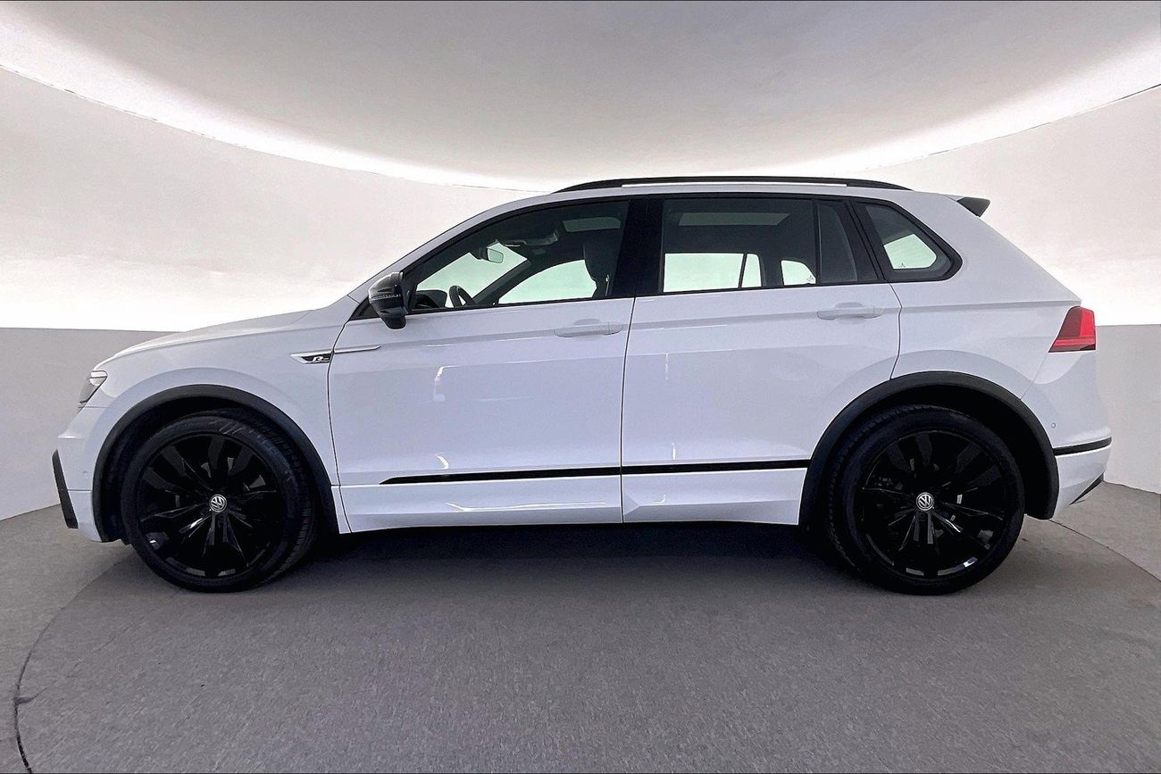 فولكس واجن تيجوان R-Line | شامل الضمان | 0 ﺪﻔﻋﺓ ﺃﻮﻟﻯ