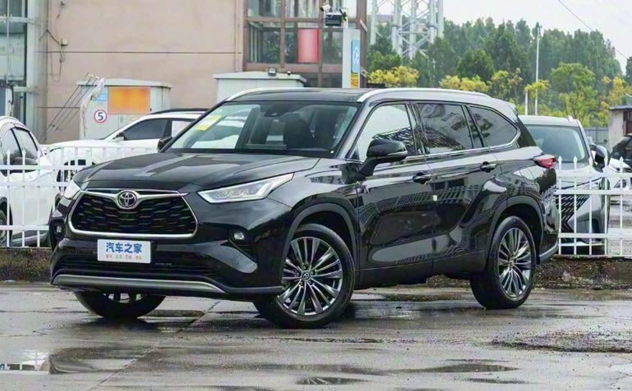 تويوتا هايلاندر Toyota Highlander / 0km / Chinese / black & white / 2.5L / Hybrid