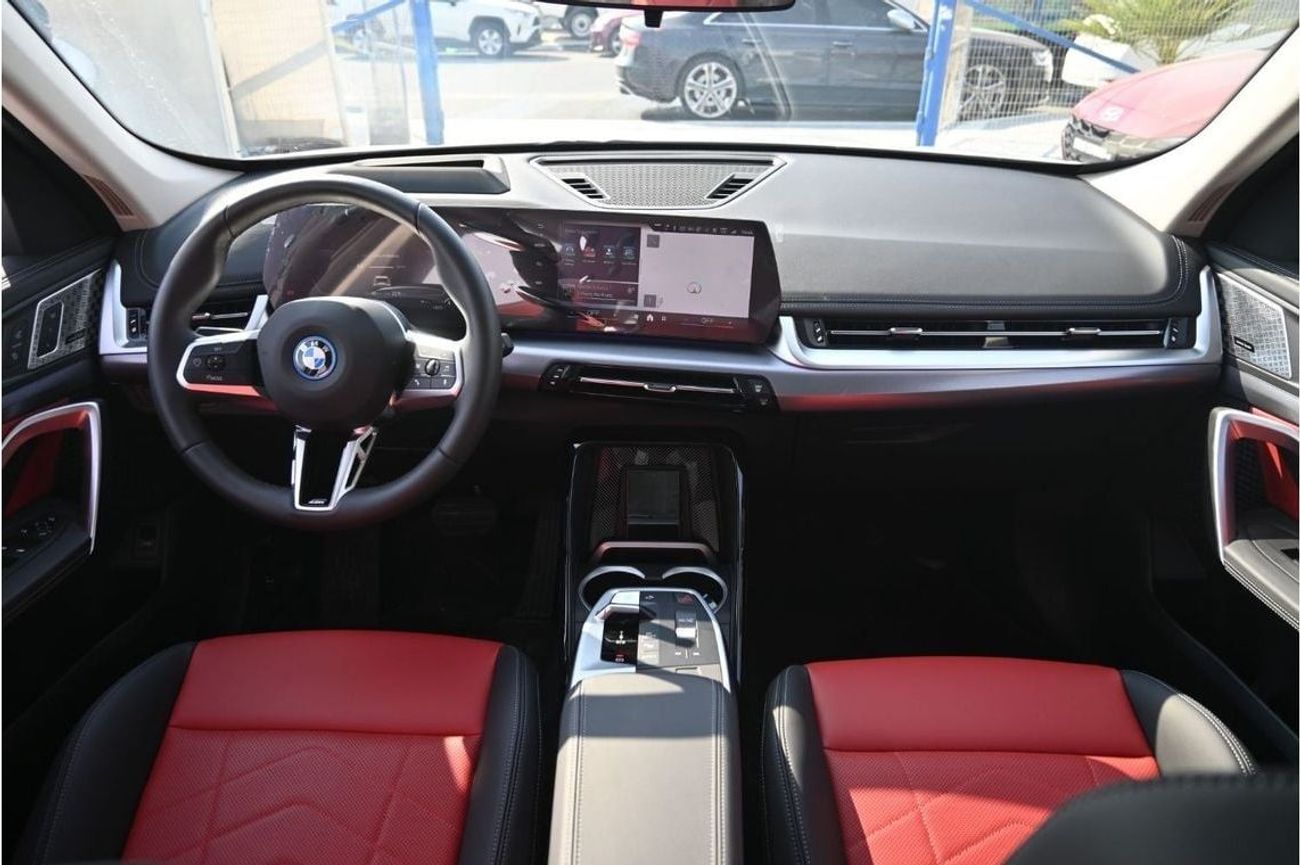 BMW iX1 BMW iX1 xDrive 30L M Sport Kit Model 2024, Color White