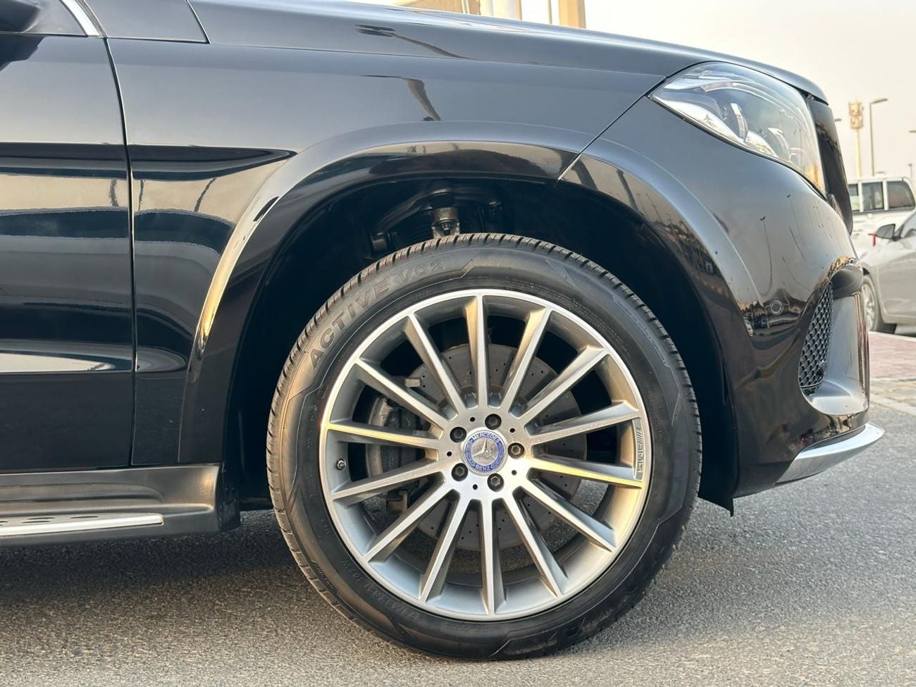 مرسيدس بنز GLS 500 STANDARD