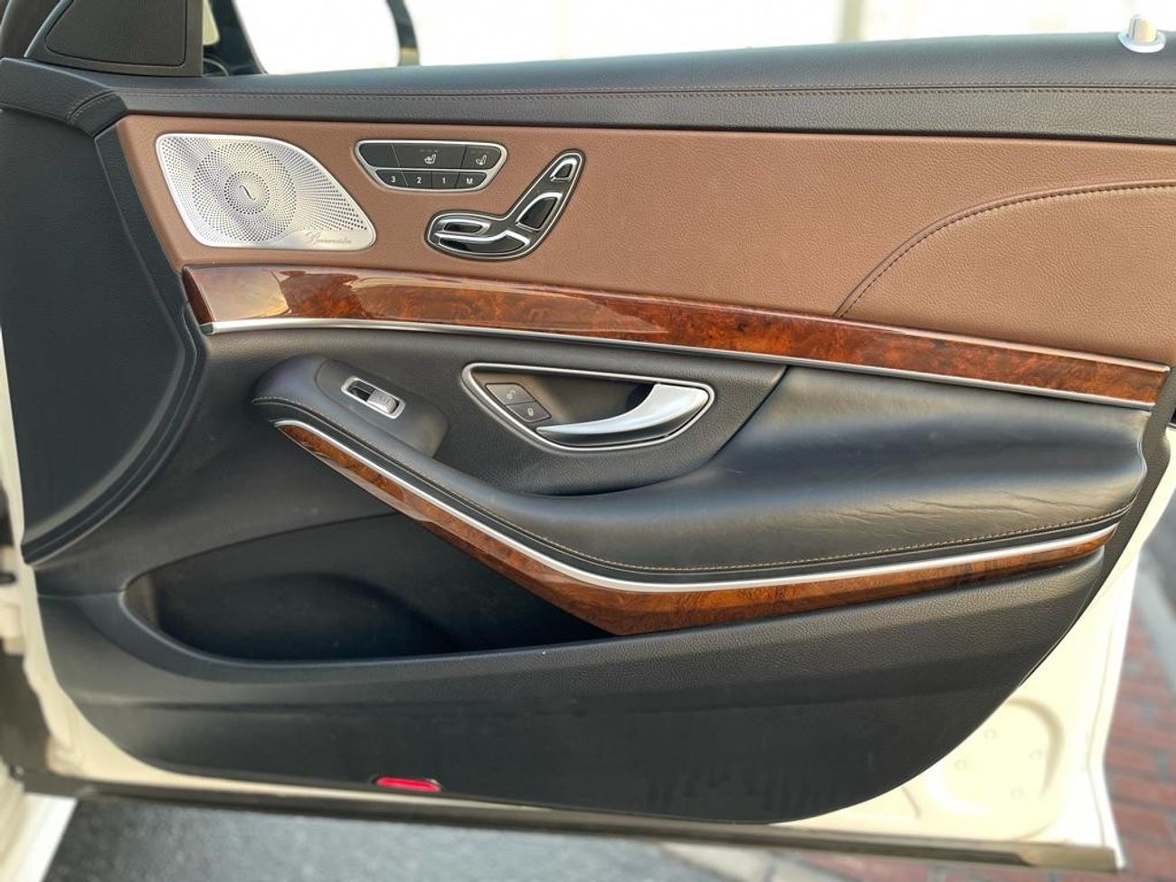 مرسيدس بنز S 500 AMG