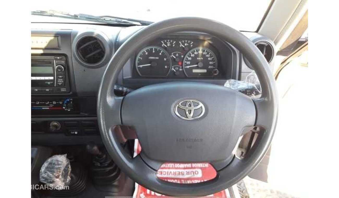 Toyota Land Cruiser Pick Up Land Cruiser RIGHT HAND DRIVE (Stock no PM 106 )