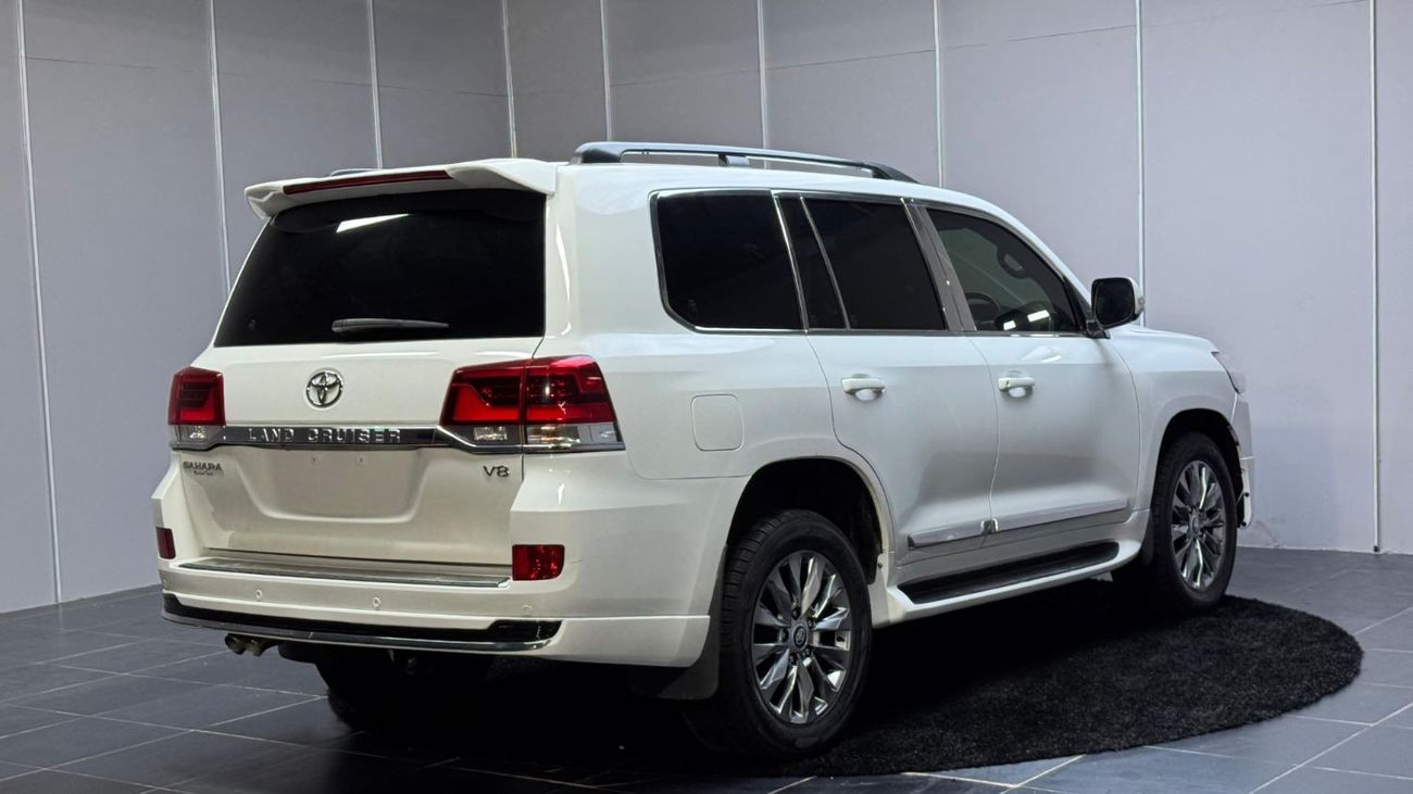 Toyota Land Cruiser Diesel 4.5 Liter L C SAHARA Right Hand Drive  4 Cameras