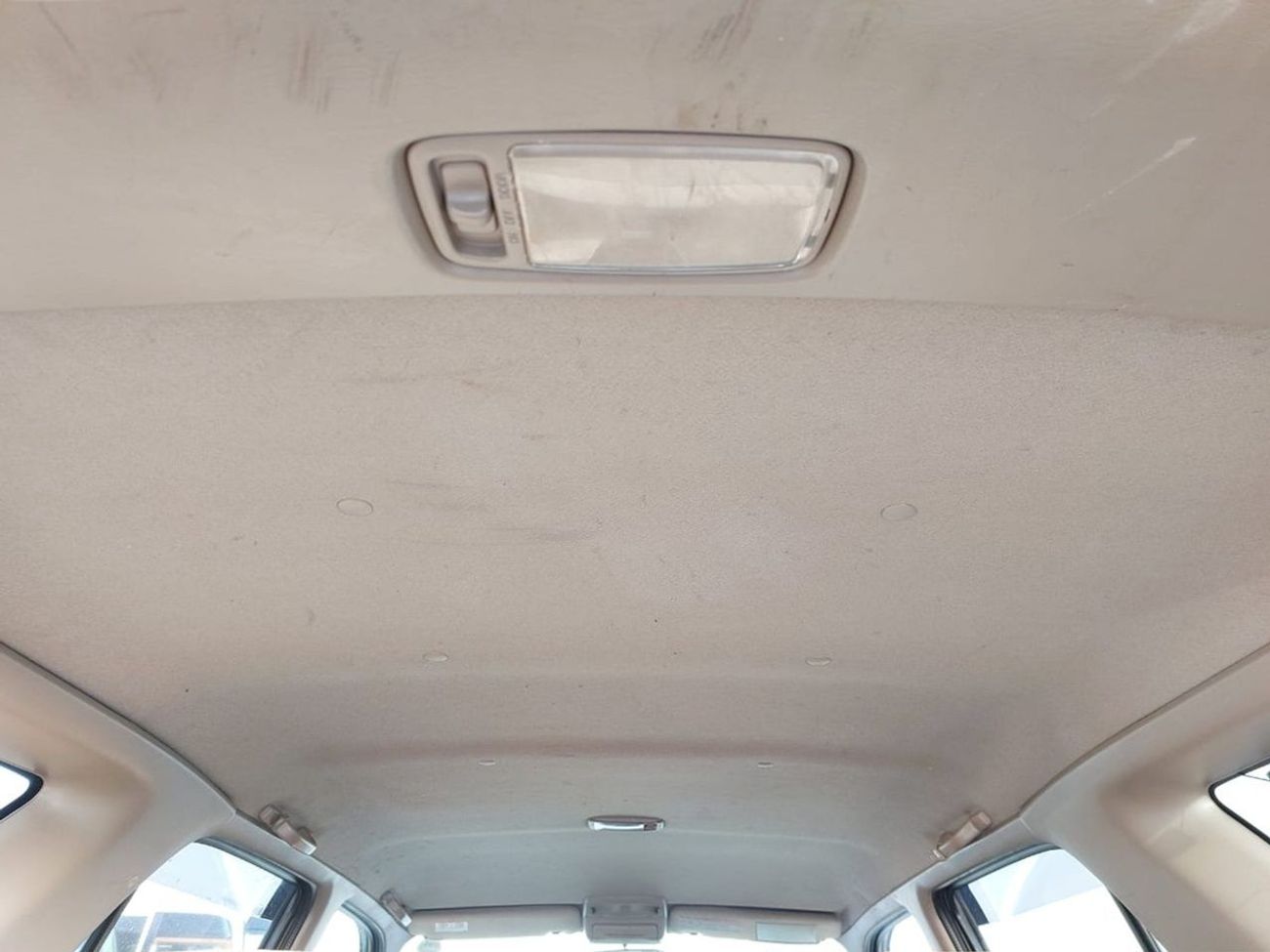 Toyota Hilux Surf TOYOTA HILUX SURF SUV RHD 2000 MODEL 2.7 L PETROL AUTOMATIC(PM37972)