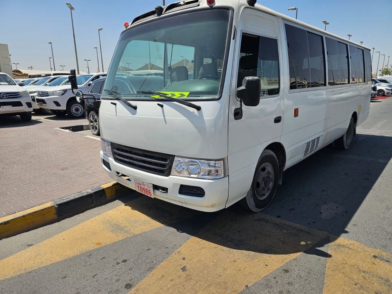 تويوتا كوستر DIESEL 30 SEATER MANUAL TRANSMISSION