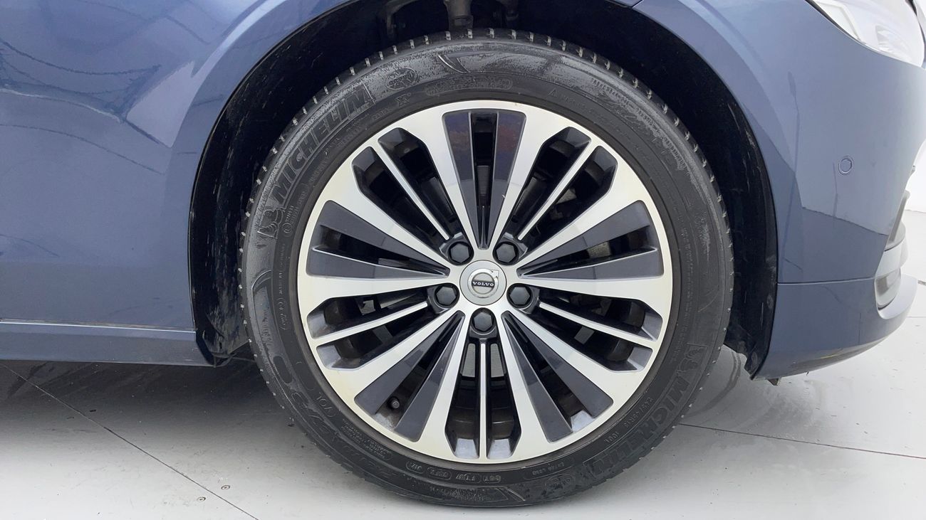 Volvo S90 B5 MOMENTUM 2 | Zero Down Payment | Free Home Test Drive