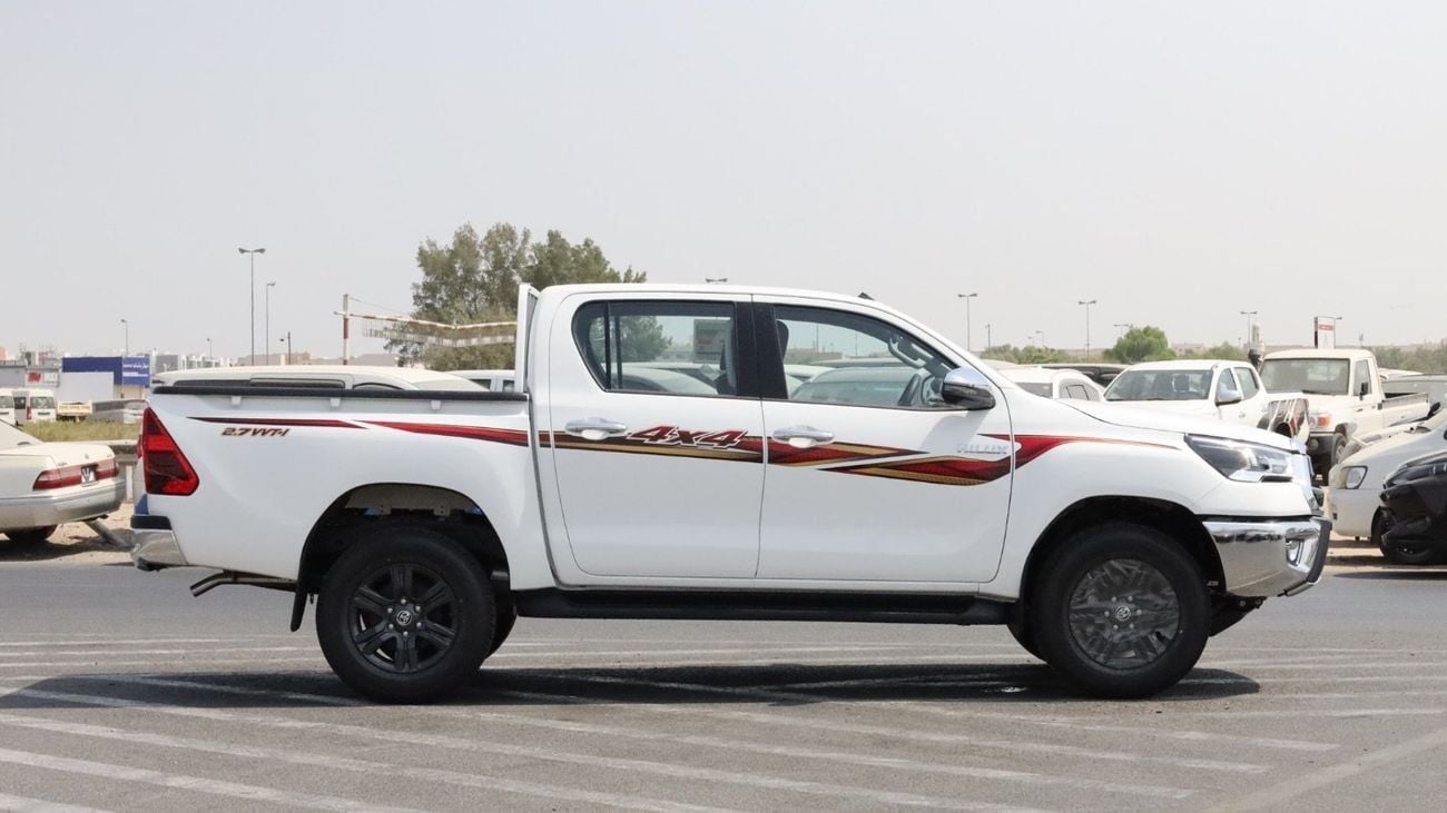 تويوتا هيلوكس TOYOTA HILUX SR5 2.7L A/T full option