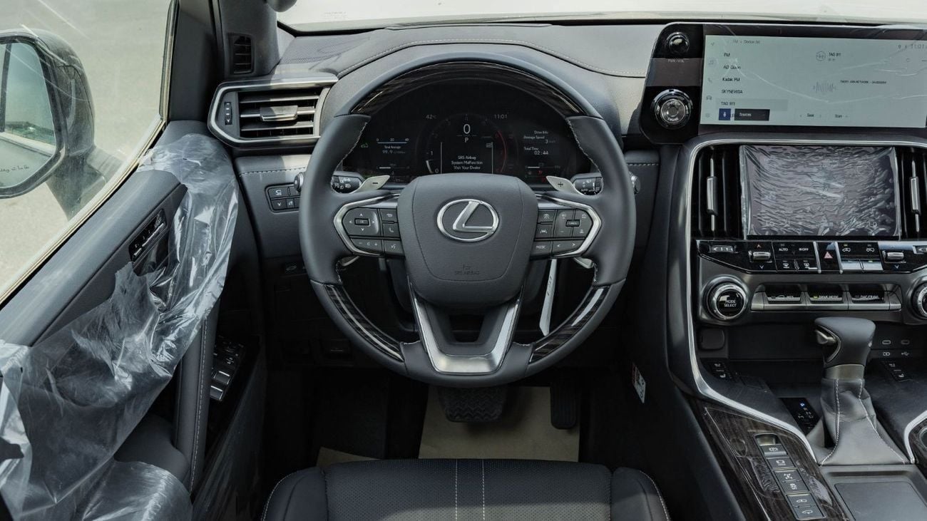 Lexus LX 600 2025 Lexus LX600 VIP 3.5L AT Petrol (Black-Black)