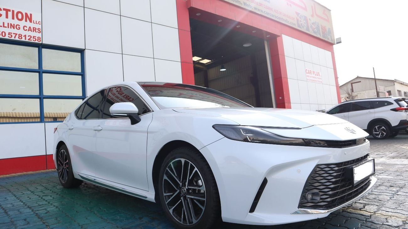 تويوتا كامري GLE 2.5L