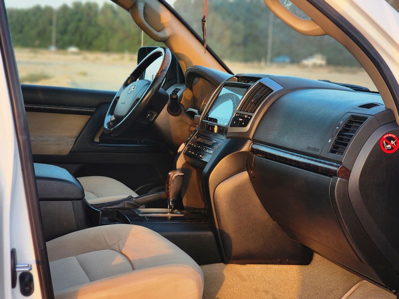 Toyota Land Cruiser GX.R V6