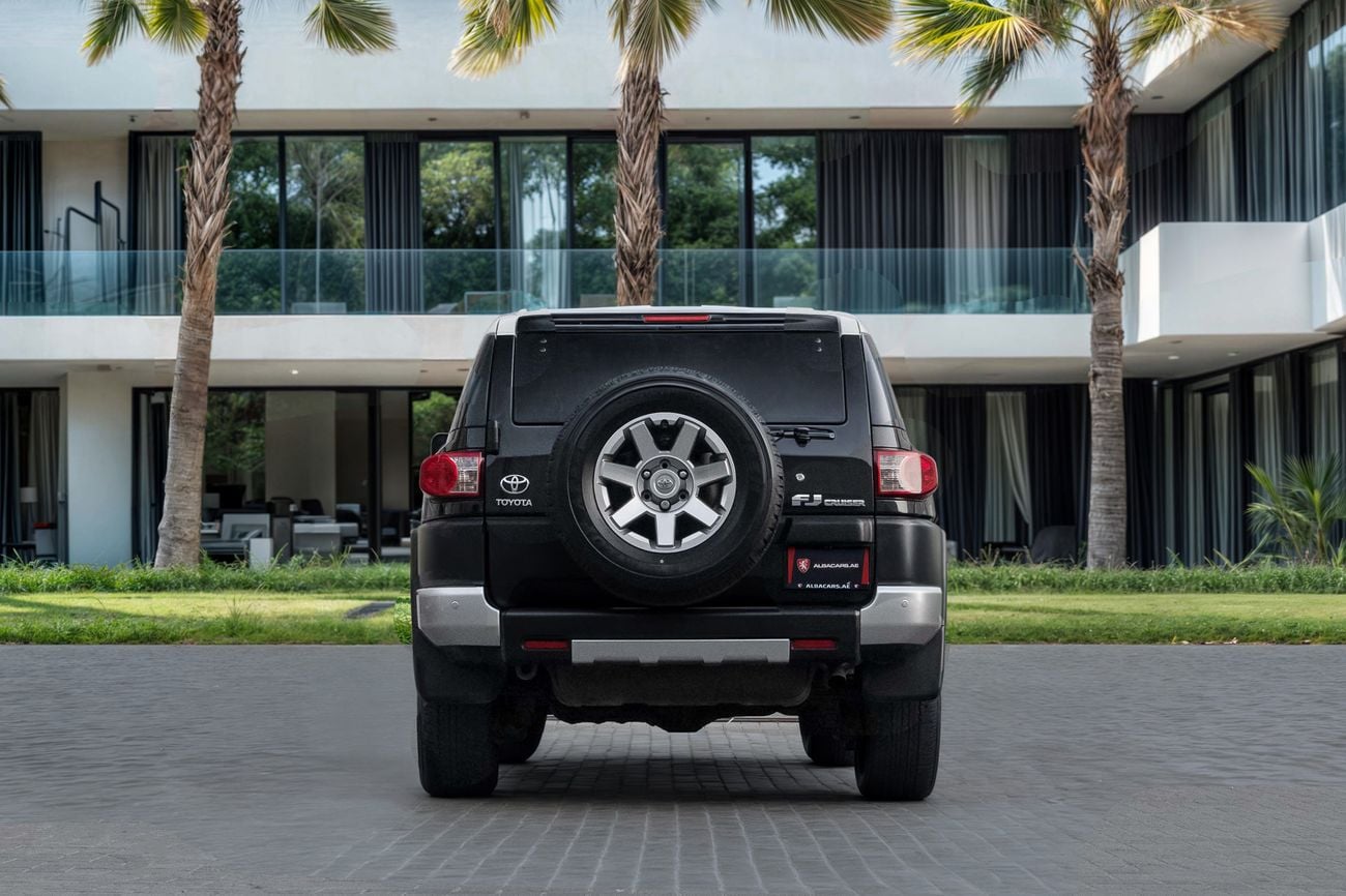 تويوتا إف جي كروزر Totoya FJ Cruiser GXR | 2,938 P.M | 0% Downpayment | IMMACULATE!