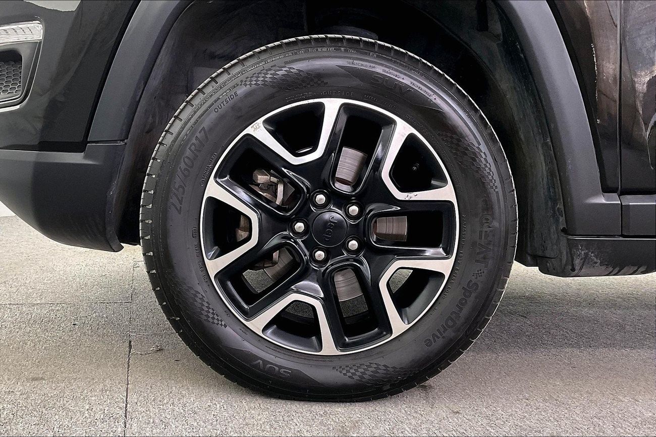 Nissan Kicks SL | Guaranteed Warranty | 0 Down Payment