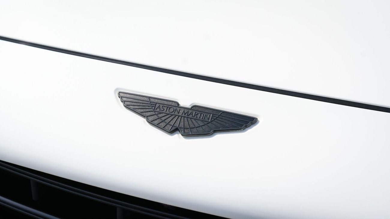 Aston Martin DBX STANDARD 707 2023!! JAPANESE SPECS