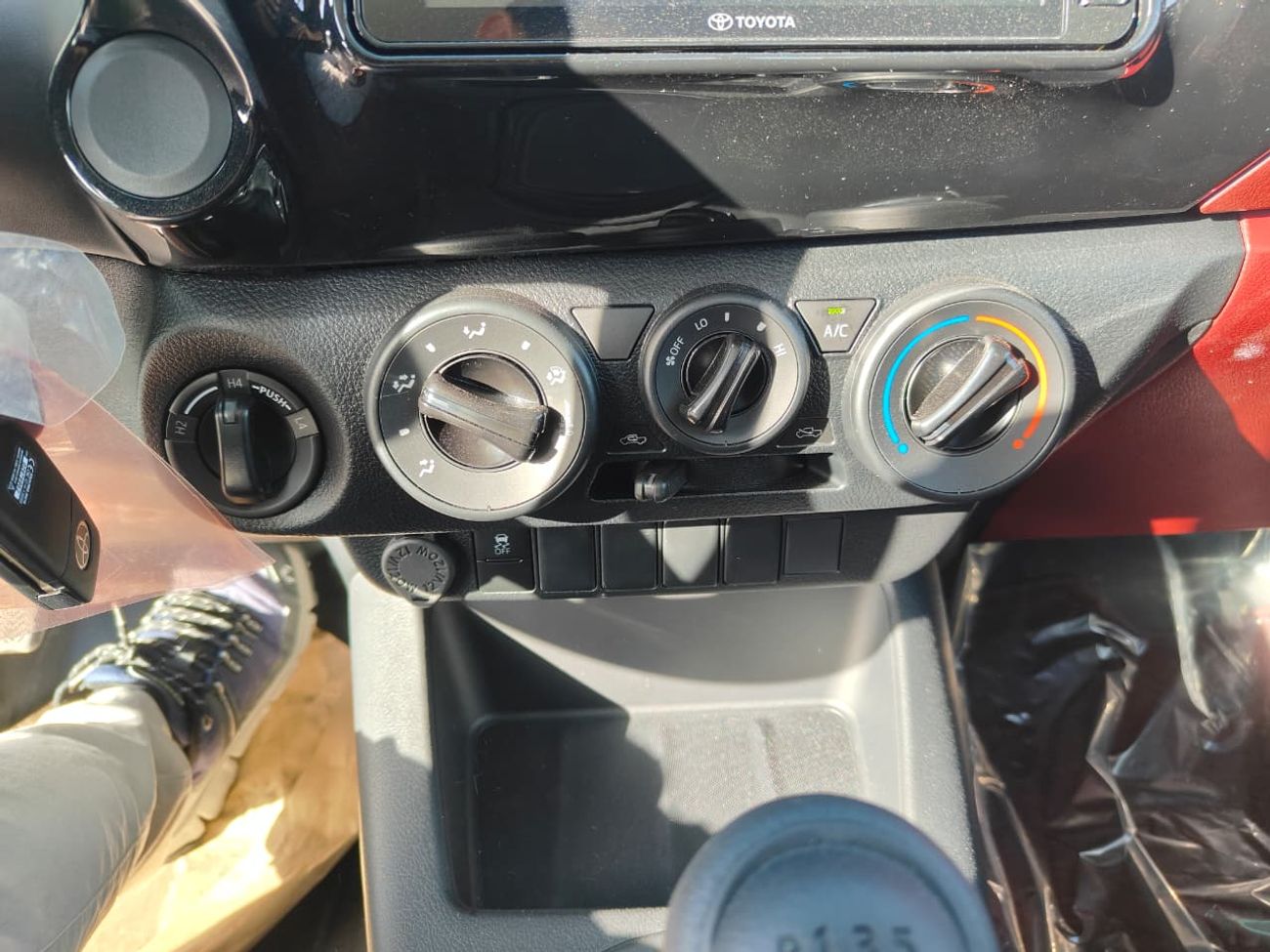 Toyota Hilux 2026 Toyota Hilux DLX Single Cabin 3-Seater 2.4L 4-Cyl Diesel M/T 4x4 Export Only