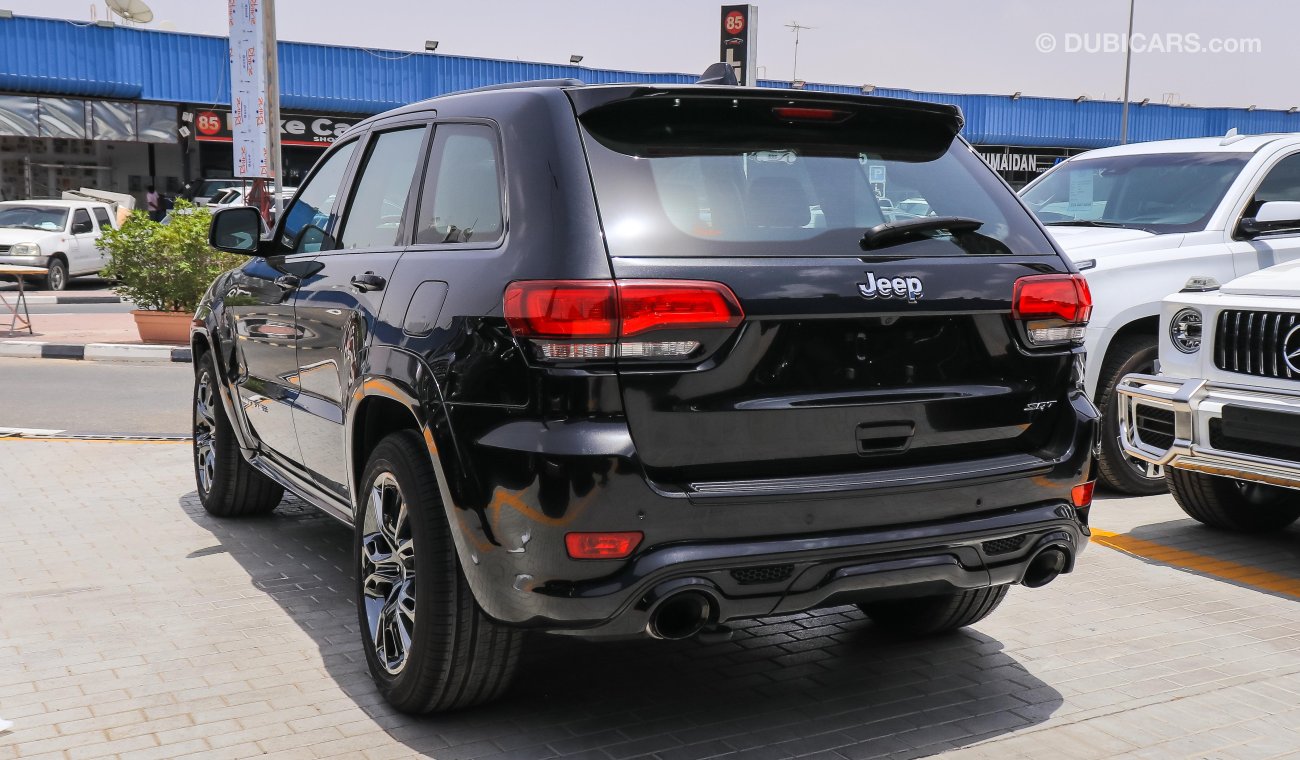 Jeep Grand Cherokee SRT