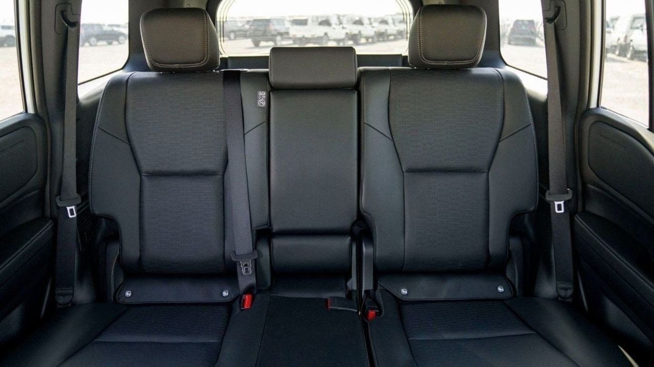 Toyota Prado ADVENTURE 1ST EDITION TOYOTA PRADO 250 2.4P AT FIRST EDITION MY2025– WHITE